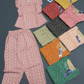 Đồ bộ nữ sát nách quần 9 tấc TT-8526 - DBOR0146