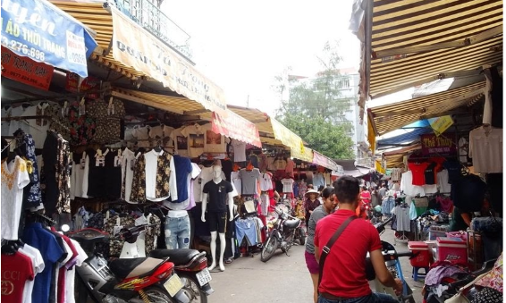 Chợ Ninh Hiệp là chợ đầu mối lớn về kinh doanh thời trang