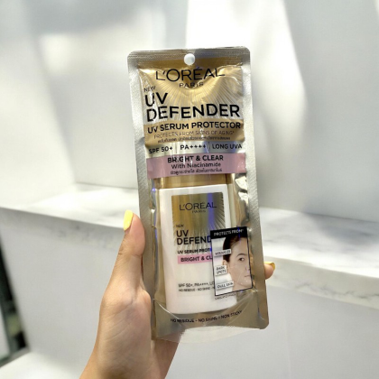 Kem Chống Nắng L’Oreal Paris UV Defender Bright & Clear UV Serum Protector SPF 50+ PA++++