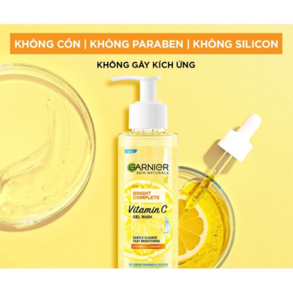Gel rửa mặt  Garnier Vitamin C + Lemon Cleansing Gel 120mL
