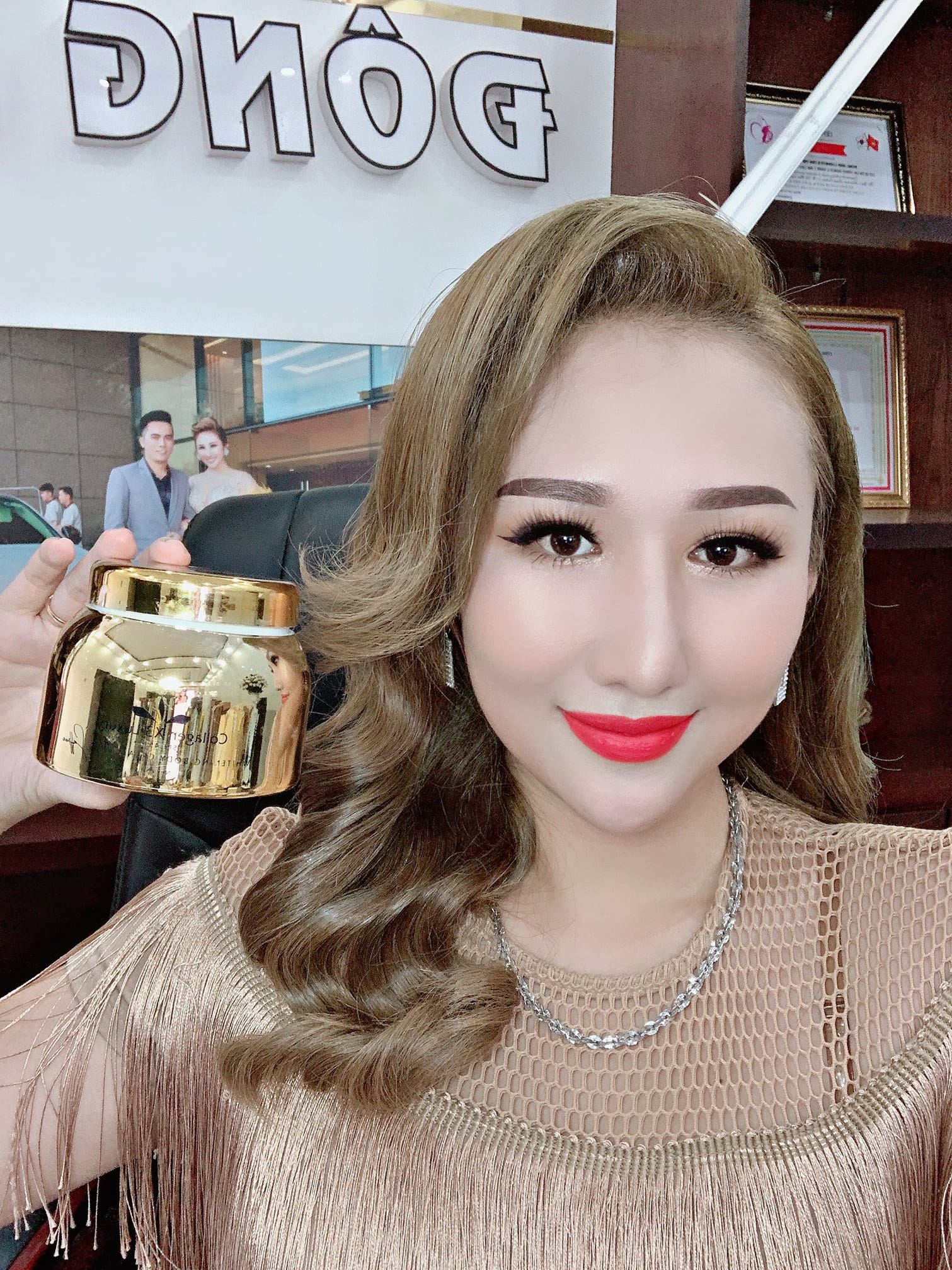 Kem Body Collagen X3 Luxury kết hợp Safron và Hạt Vitamin E Đỏ