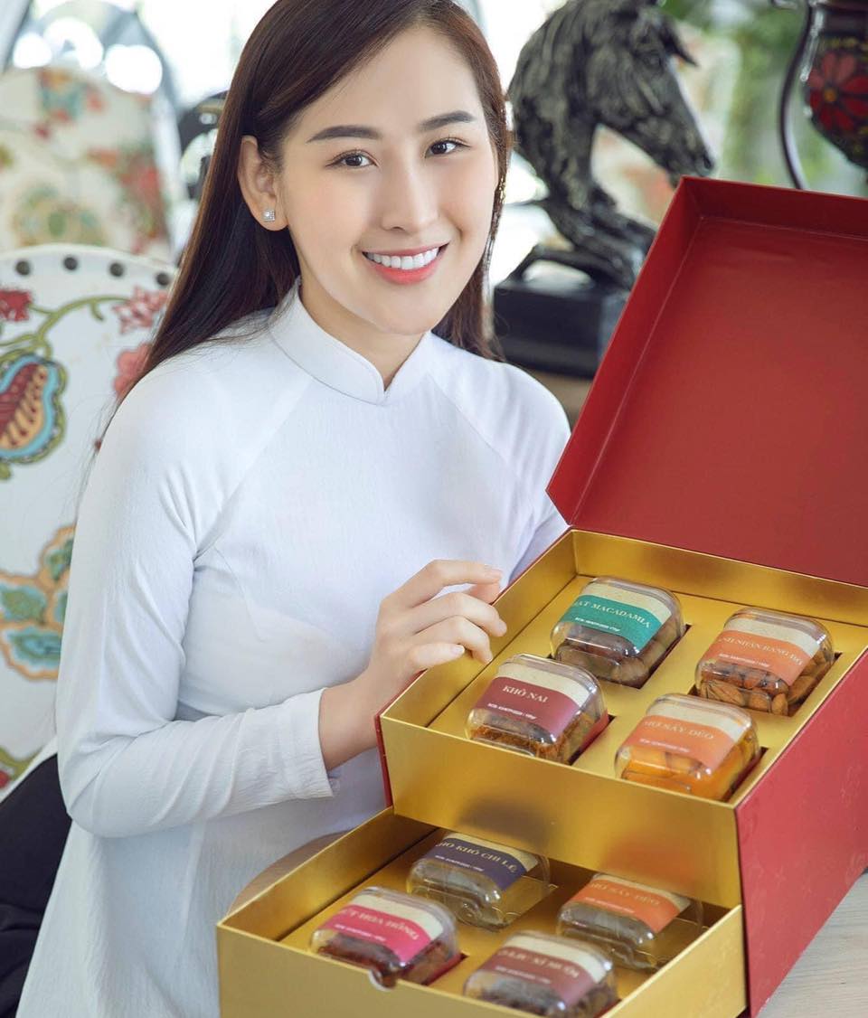Hộp quà tết mai vàng phúc lộc - xuân quê hương ấm áp tình yêu thương