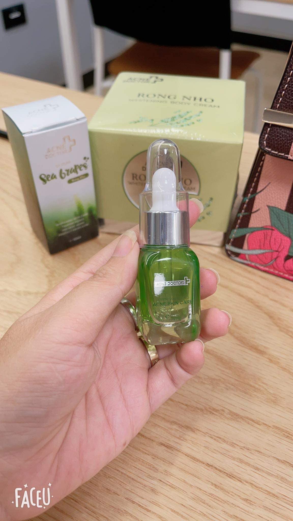 Serum trị mụn Sea Bzapes rong nho Acne Doctor chính hãng