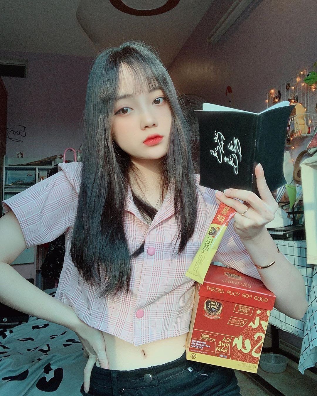 Vì bạn là con gái và bạn xứng đáng được xinh đẹp! Hãy thử ngay Cà Phê Sâm để thấy khác biệt!
