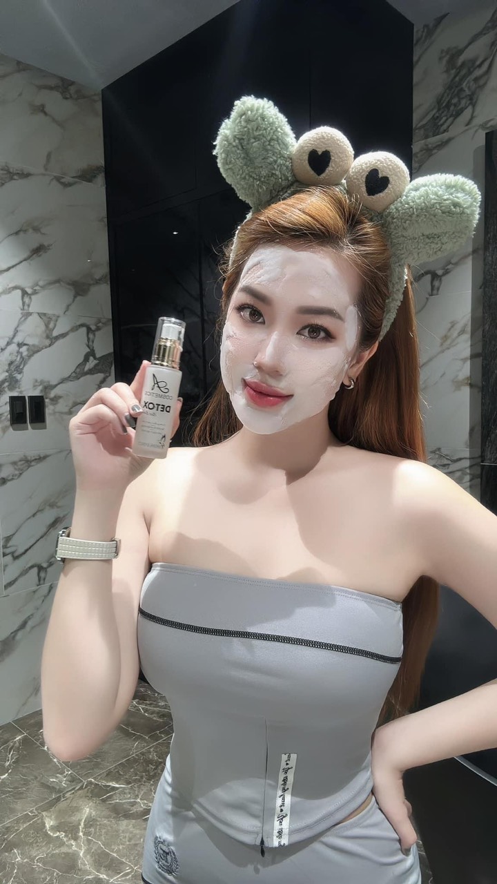 Bán em detox này 5 năm thì Phương Anh sài  chắc cả 1.000 chai