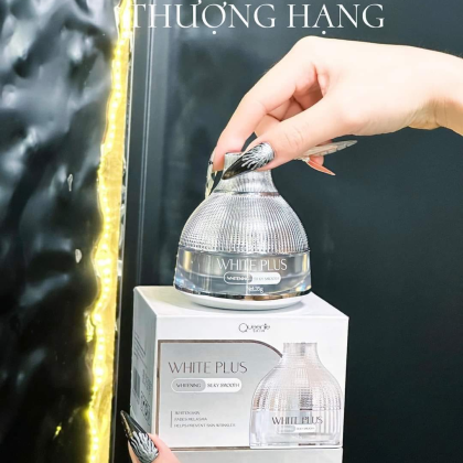 Kem Face Lười Queenie Skin Phiên Bản Thượng Hạng 2024 Kem Face Lười Queenie Skin Phiên Bản Thượng Hạng 2024