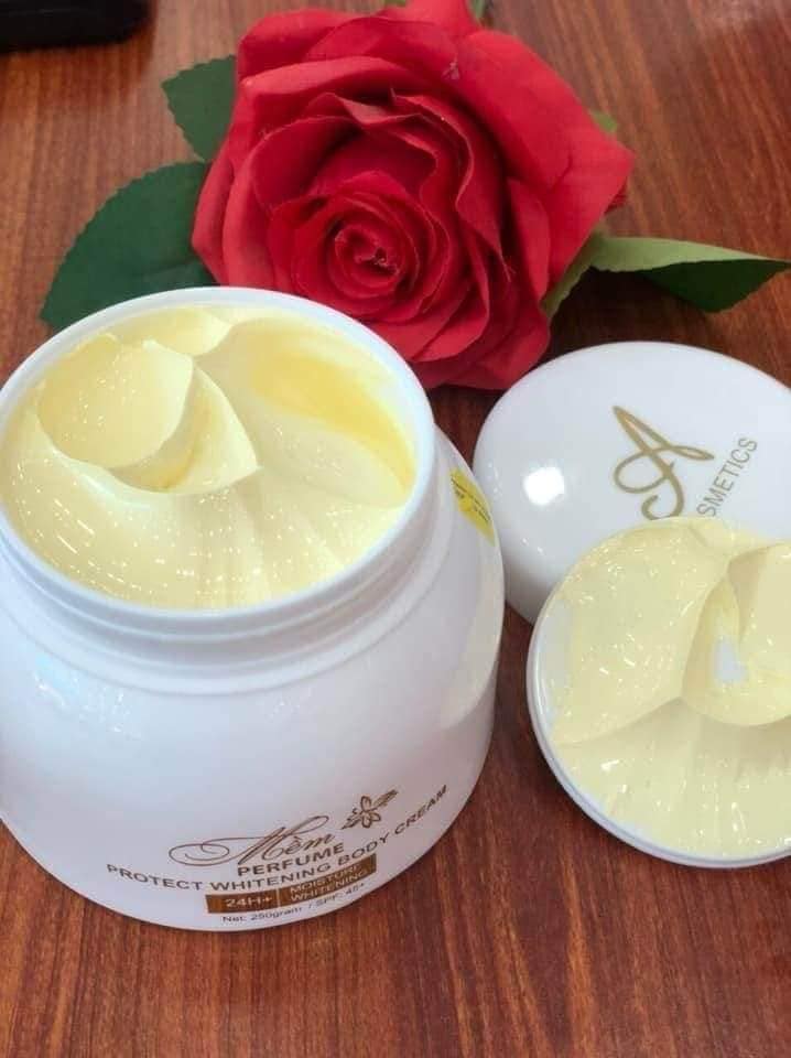 Đánh thức làn da đón hè rạng rỡ cùng Body Mềm Nước Hoa 2020