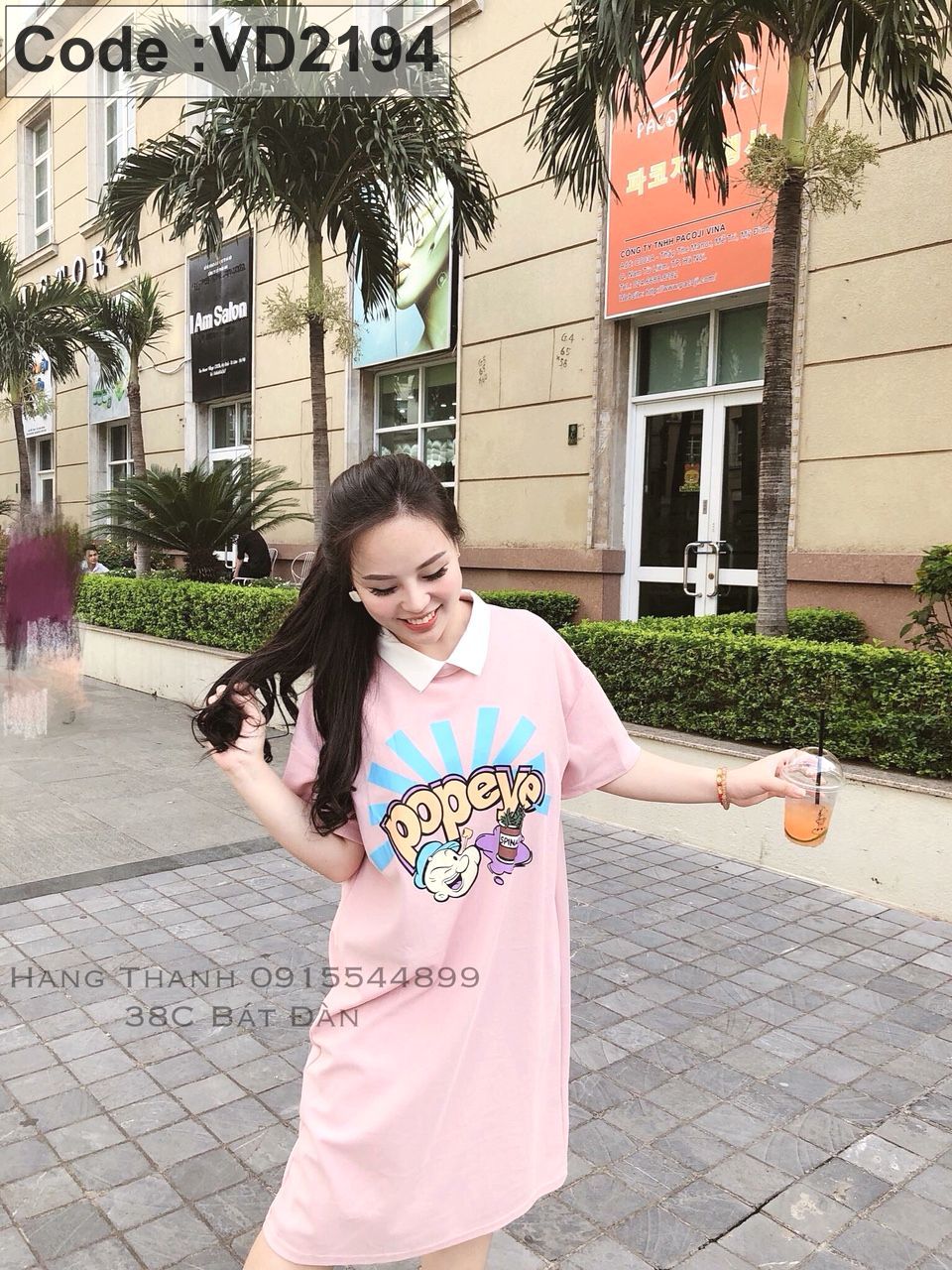 Đầm thun tixi suông cổ bẻ trắng in hoạt hình
